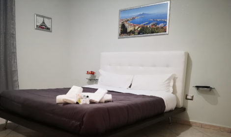 La Casetta di Ester Bed & Breakfast - Gray Room 00
